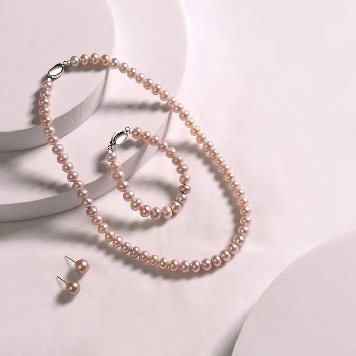 Pearly Lustre Bracelets Brilliant Lustre Purple Freshwater Pearl Bracelet WB00164