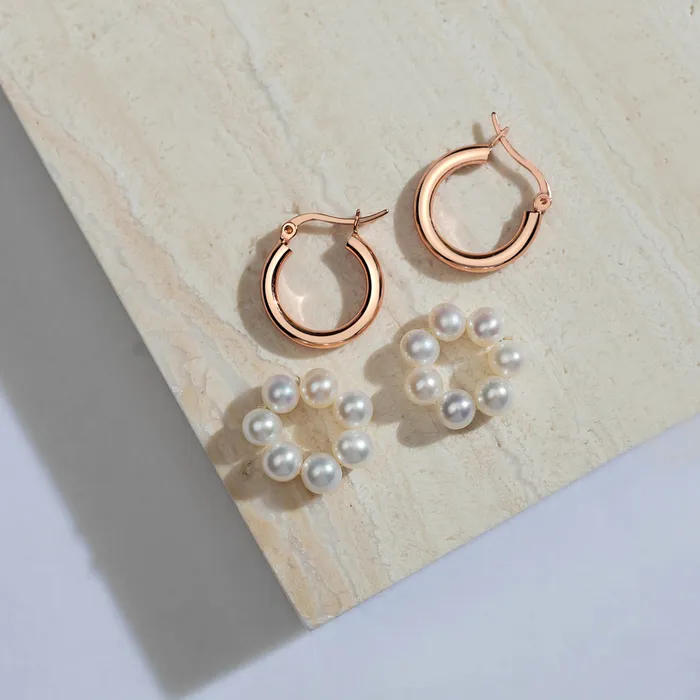 Pearly Lustre Earrings 18K Solid Gold New Yorker Freshwater Pearl Earrings KE00035