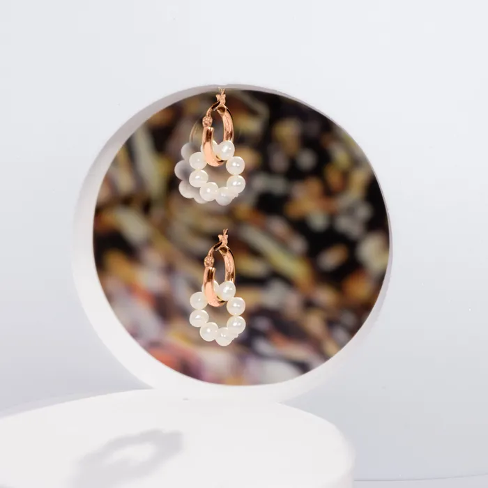 Pearly Lustre Earrings 18K Solid Gold New Yorker Freshwater Pearl Earrings KE00035