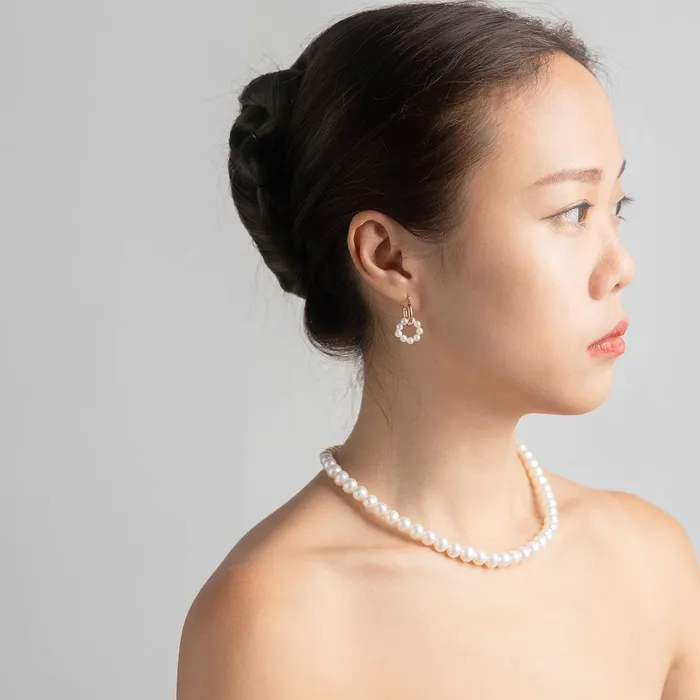 Pearly Lustre Earrings 18K Solid Gold New Yorker Freshwater Pearl Earrings KE00035