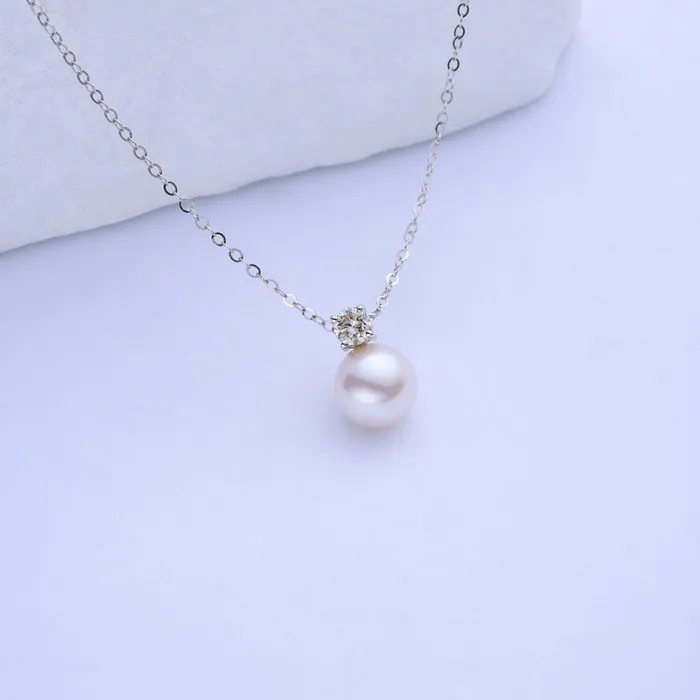 Pearly Lustre Necklaces 18K Solid Gold Diamond Hanadama Akoya Pearl Necklace KN00271