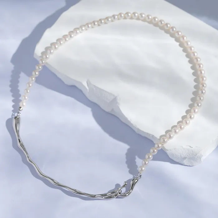Pearly Lustre Necklaces Freshwater Pearl Necklace WN00537 FLUID