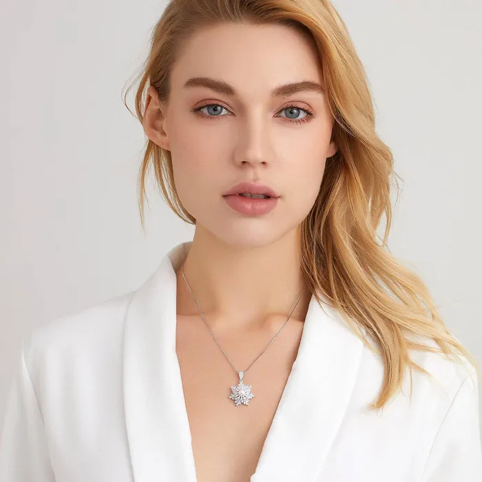 Pearly Lustre Necklaces Ocean Star Freshwater Pearl Spinning Necklace WN00085