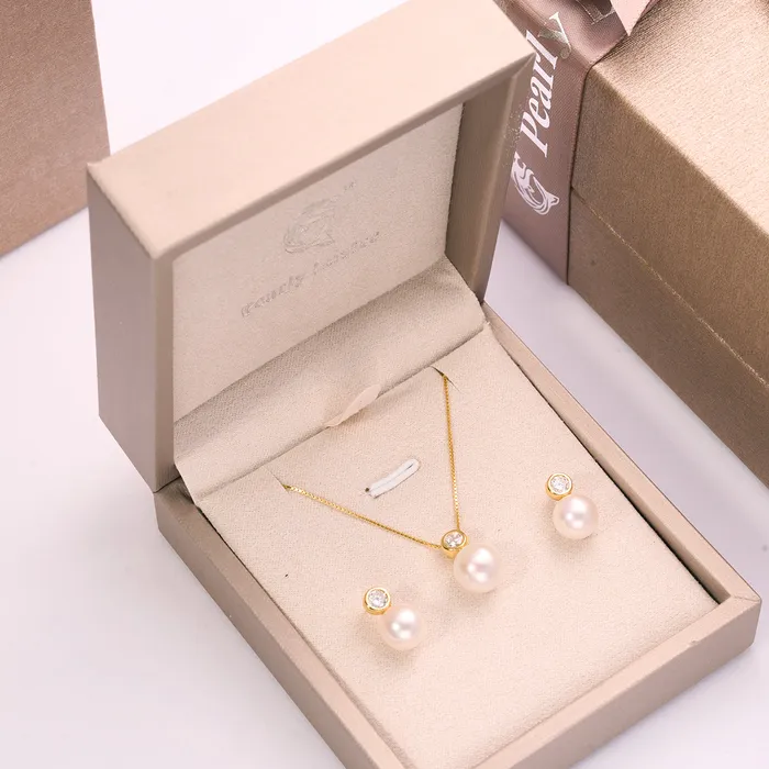 Pearly Lustre Necklaces Top Grade Freshwater Pearl Necklace WN00684 BUBBLE