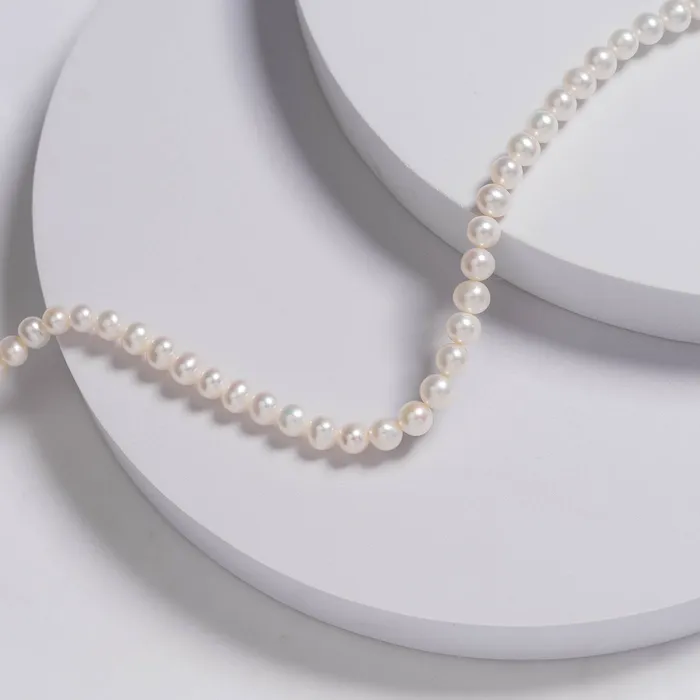 Pearly Lustre Necklaces Top Grade White Freshwater Pearl Necklace WN00043