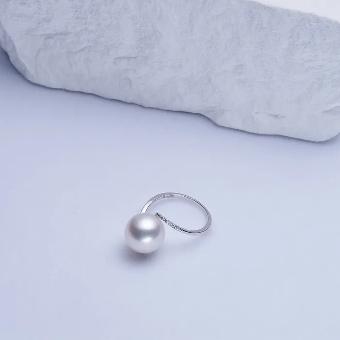 Pearly Lustre Rings 18K Gold Australian White South Sea Pearl Ring KR00099