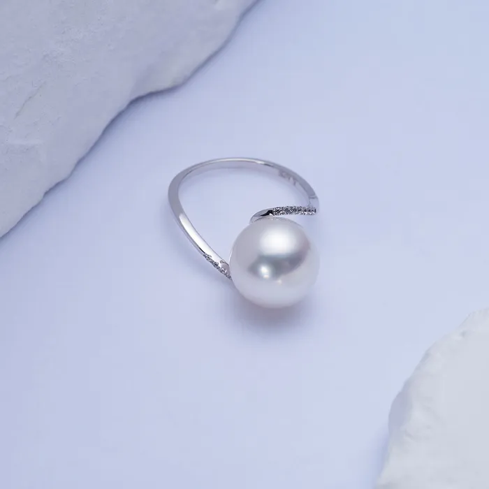 Pearly Lustre Rings 18K Gold Australian White South Sea Pearl Ring KR00099
