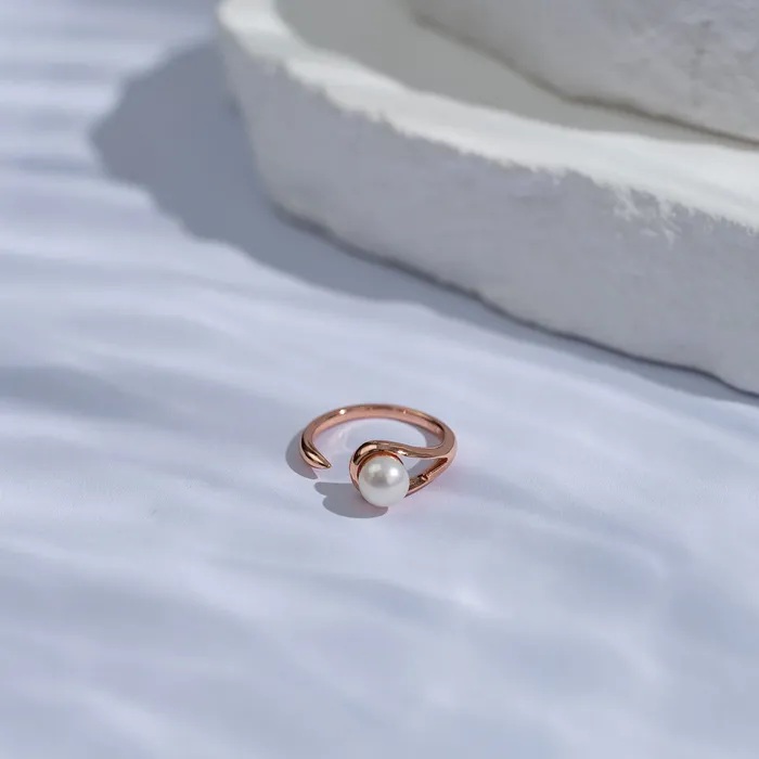 Pearly Lustre Rings Top Grade Freshwater Pearl Ring WR00219 FLUID