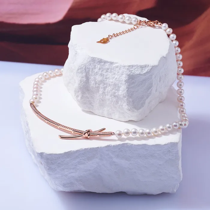 Pearly Lustre Top Lustre Freshwater Pearl Necklace WN00652 X Collection Necklaces