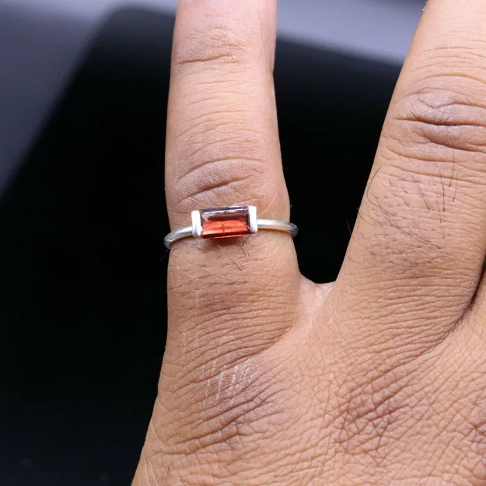 Rings 925 sterling silver red garnet stone ring unisex gifting band tiny ring sr189 TRIBAL ORNAMENTS