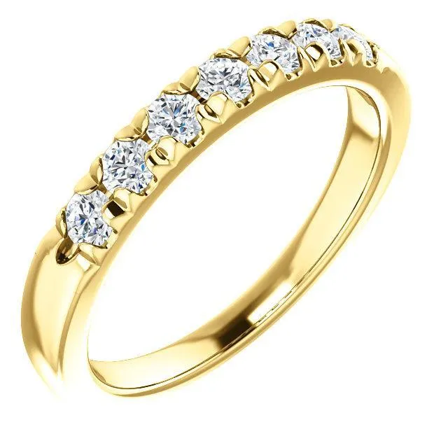 Rings Fire Brilliance Clover Round Moissanite French Pave Anniversary Band