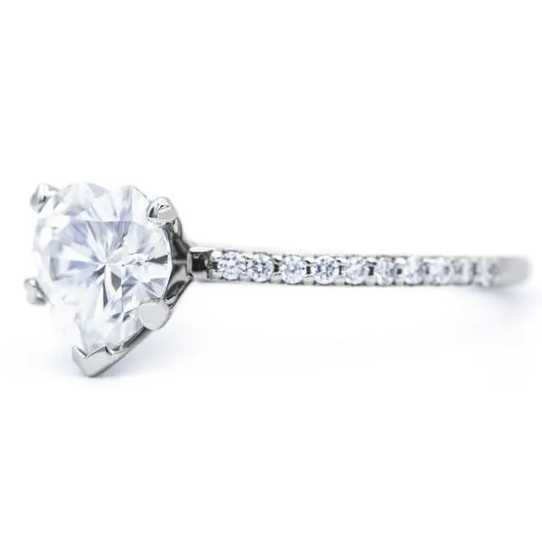 Rings Heart Moissanite 5 Prongs Diamond Accent Ice Cathedral Solitaire Ring Fire Brilliance 