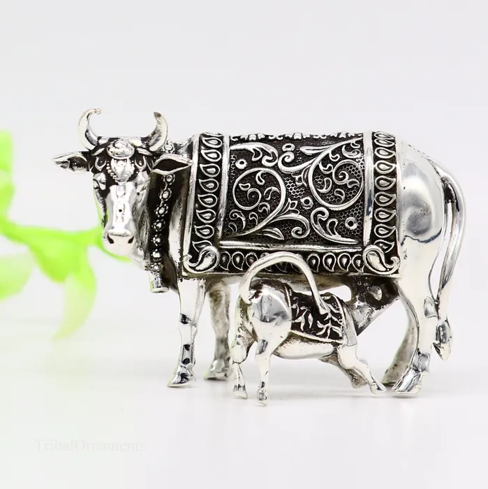 Rings TRIBAL ORNAMENTS Divine cow with calf 925 sterling silver vintage Nakshi work design Kamdhenu cow deitys cow wishing cow silver worshipping puja stb120