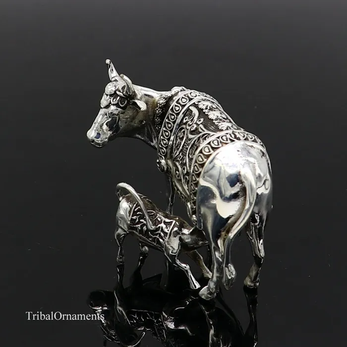 Rings TRIBAL ORNAMENTS Divine cow with calf 925 sterling silver vintage Nakshi work design Kamdhenu cow deitys cow wishing cow silver worshipping puja stb120