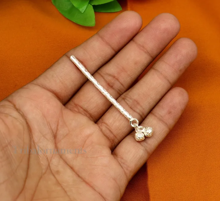 Rings Vintage design small flute Solid silver handmade idol krishna flute silver bansuri laddu gopala flute little krishna flute puja art su504 TRIBAL ORNAMENTS