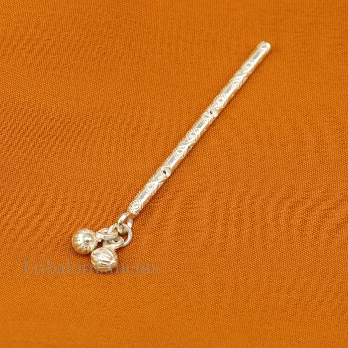 Rings Vintage design small flute Solid silver handmade idol krishna flute silver bansuri laddu gopala flute little krishna flute puja art su504 TRIBAL ORNAMENTS