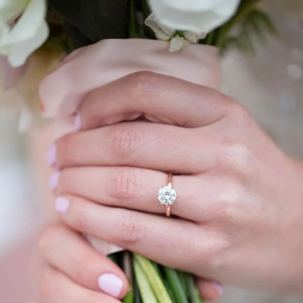 Round Center Stone 14K or 18K TwoTone Rose Gold Band and White Gold 6 Prongs Solitaire Ring Fire Brilliance Rings