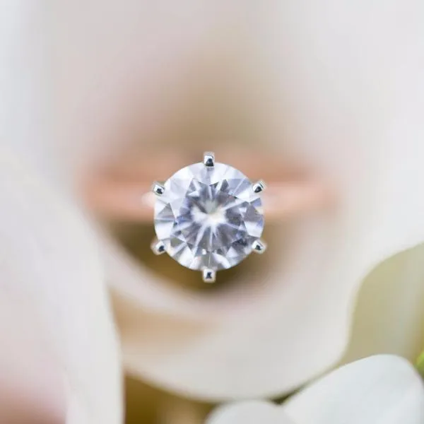 Round Center Stone 14K or 18K TwoTone Rose Gold Band and White Gold 6 Prongs Solitaire Ring Fire Brilliance Rings