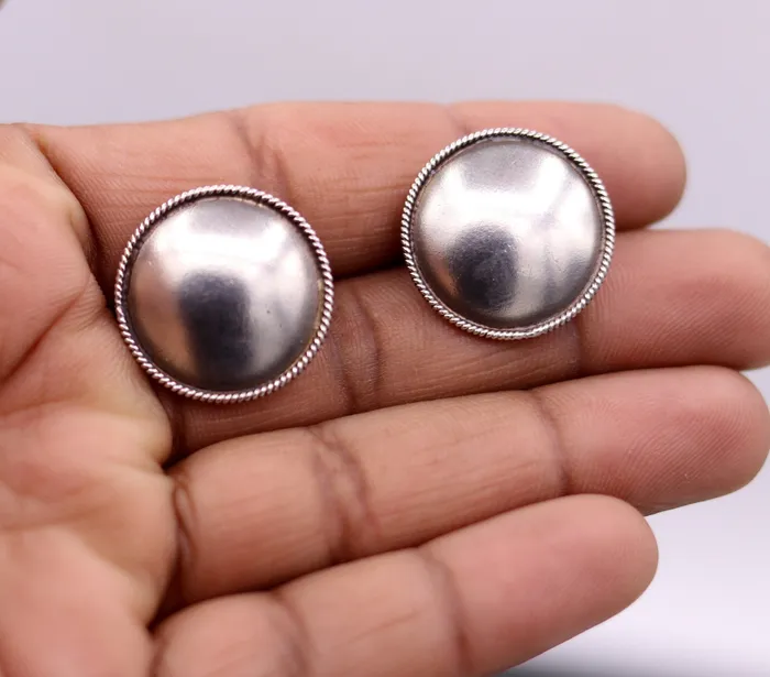 TRIBAL ORNAMENTS 925 sterling silver gorgeous plain stud earring tribal jewelry fabulous gifting stud jewelry oxidized jewelry from india s507 Earrings