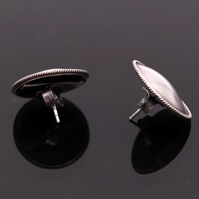 TRIBAL ORNAMENTS 925 sterling silver gorgeous plain stud earring tribal jewelry fabulous gifting stud jewelry oxidized jewelry from india s507 Earrings
