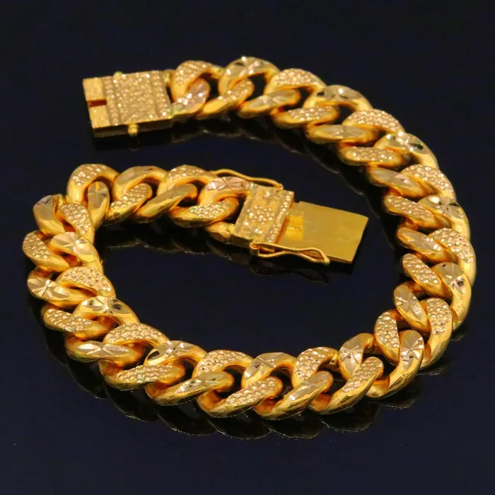 TRIBAL ORNAMENTS Bracelets 22k yellow gold solid link chain bracelet with fabulous diamond cut design unique locking system mens heavy bracelet gifting jewelry TRIBAL ORNAMENTS Bracelets 22k yellow gold solid link chain bracelet with fabulous diamond cut design unique locking system mens heavy bracelet gifting jewelry