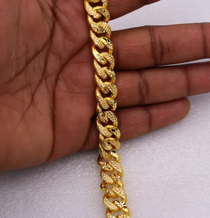TRIBAL ORNAMENTS Bracelets 22k yellow gold solid link chain bracelet with fabulous diamond cut design unique locking system mens heavy bracelet gifting jewelry TRIBAL ORNAMENTS Bracelets 22k yellow gold solid link chain bracelet with fabulous diamond cut design unique locking system mens heavy bracelet gifting jewelry
