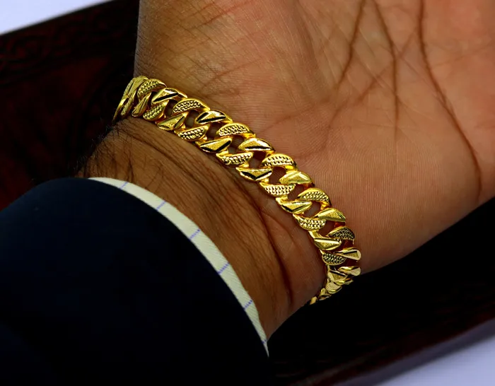 TRIBAL ORNAMENTS Bracelets 8859 22kt yellow gold custom stylish design fabulous flexible link bracelet best gift unisex personalized gold fancy jewelry br44
