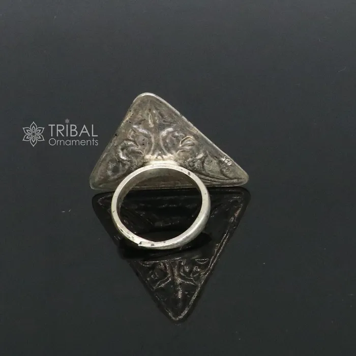 TRIBAL ORNAMENTS Rings Triangle shape Traditional cultural design 925 sterling silver adjustable ring best tribal ethnic jewelry Navratri dance jewelry sr388