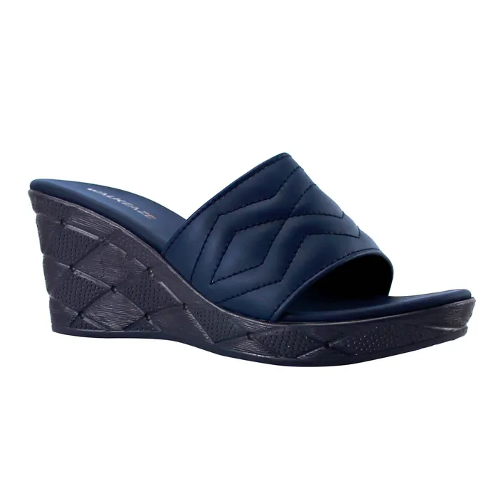 Women Wedge 74231S Walkeaze Earrings